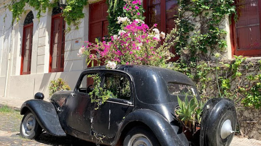 Colonia del Sacramento altes Auto  ()